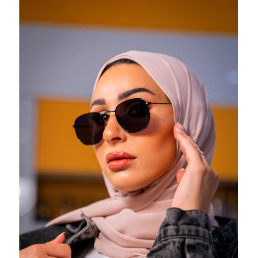نظارات شمسية للنساء, موديل أدونيس, باللون الأسود من ار كيو