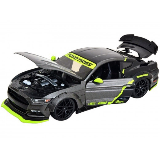 Maisto 2015 Ford Mustang, Black & Green Color